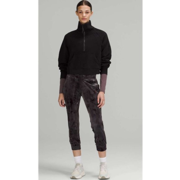 LIKE NEW! Lululemon Ready to Crush High-Rise Jogger Crop - Picture 4 of 16